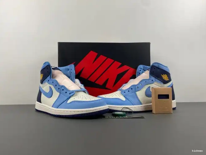 Cheap MAX Jordan 1 WMNS FD2596-400 OG Air Flight in High First 0617